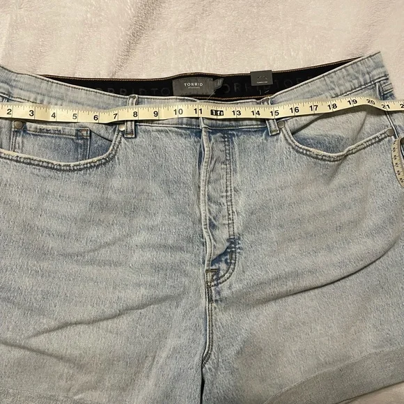 Torrid Vintage Shorts - Picture 10 of 10